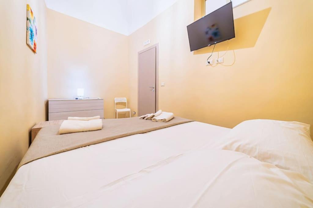 Centro- Benedettini'S Apartament Catania Bagian luar foto