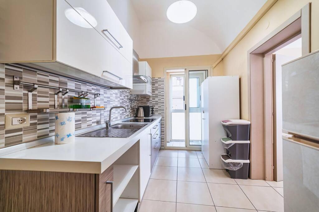 Centro- Benedettini'S Apartament Catania Bagian luar foto