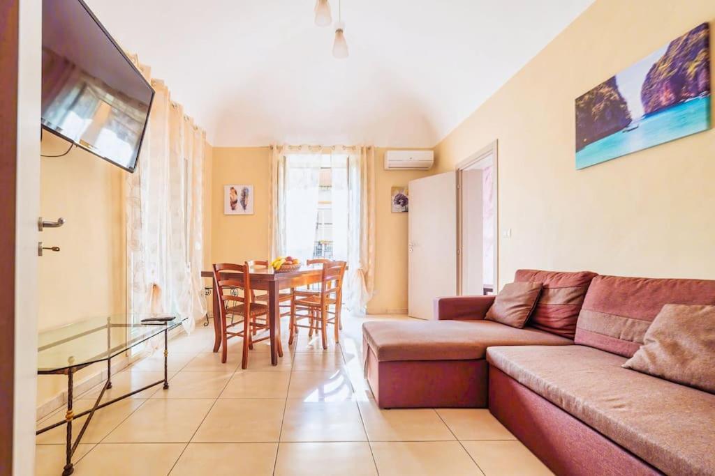 Centro- Benedettini'S Apartament Catania Bagian luar foto